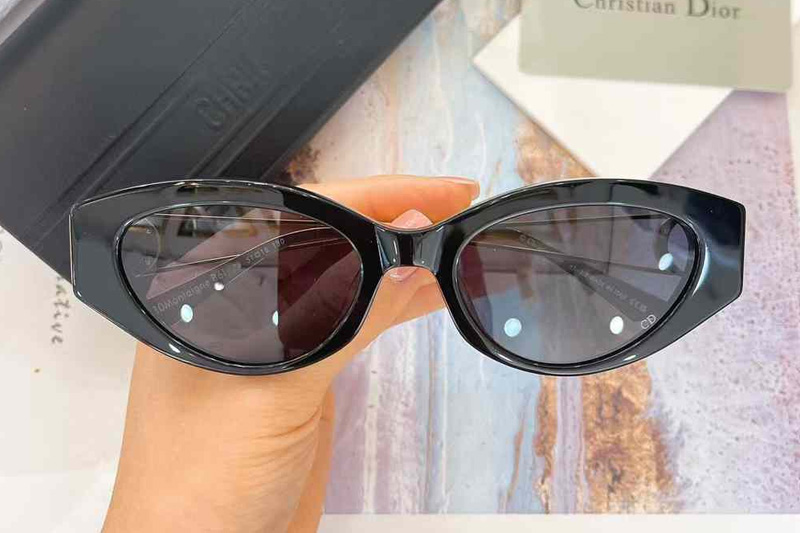 30Montaigne B6I Sunglasses Black Gray