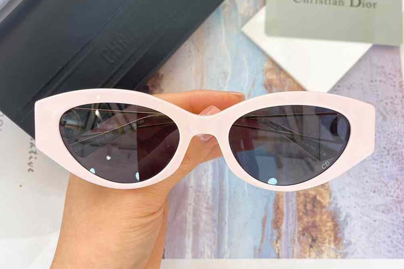 30Montaigne B6I Sunglasses Pink Gray