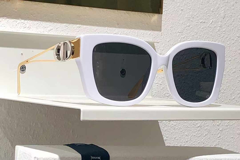 30Montaigne S13F Sunglasses White Gray