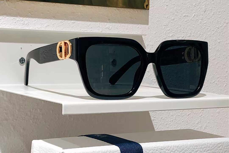 30Montaigne S8U Sunglasses Black Gray