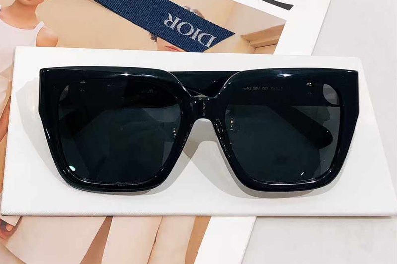 30Montaigne S8U Sunglasses Black Gray