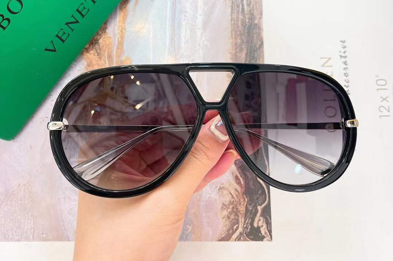 BV1274S Sunglasses Black Silver Gradient Gray