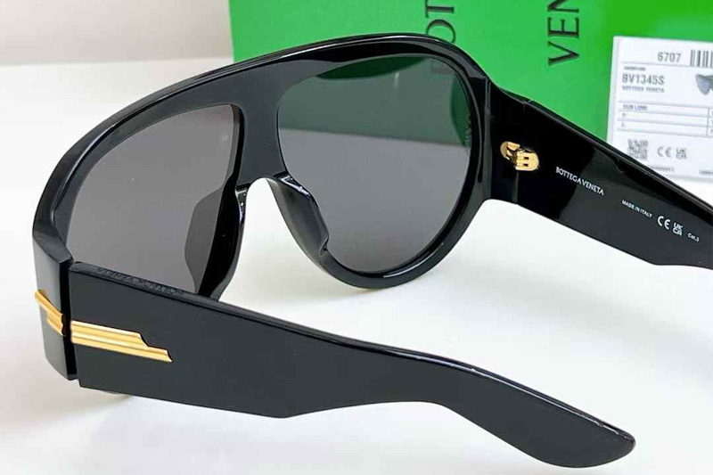 BV1345S Sunglasses Black Gray