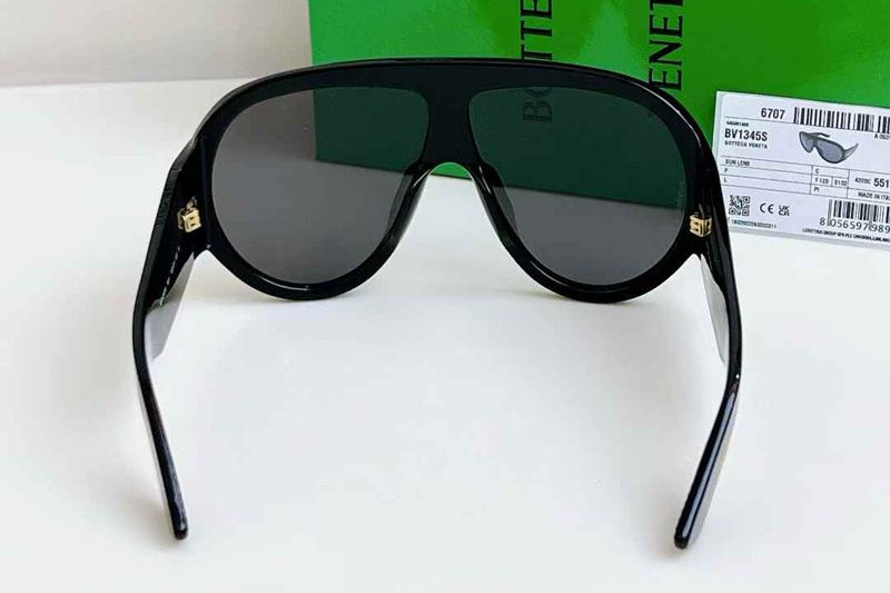 BV1345S Sunglasses Black Gray