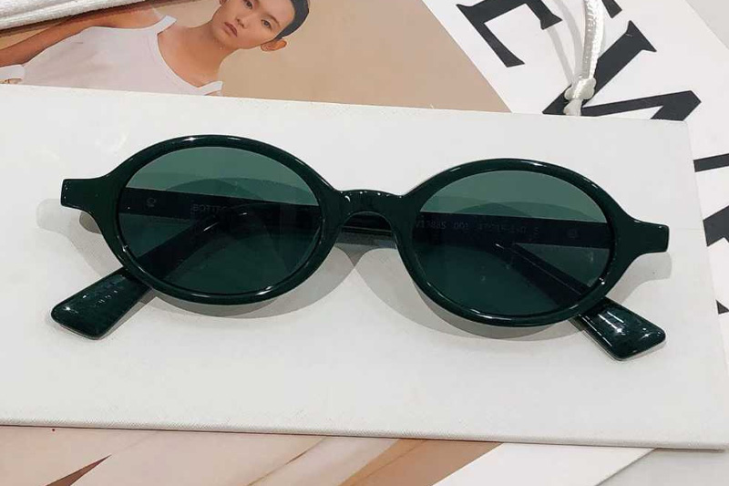 BV1388S Sunglasses Green Green