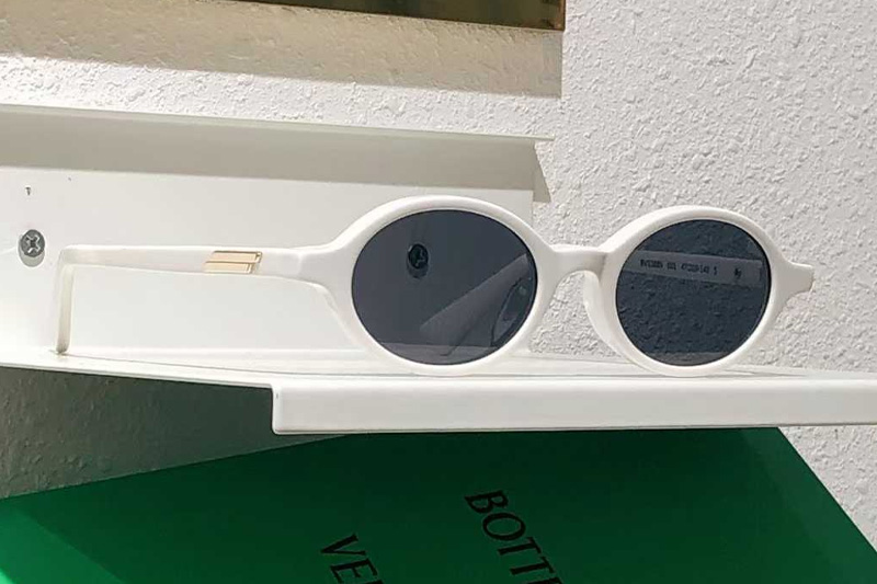 BV1388S Sunglasses White Gray
