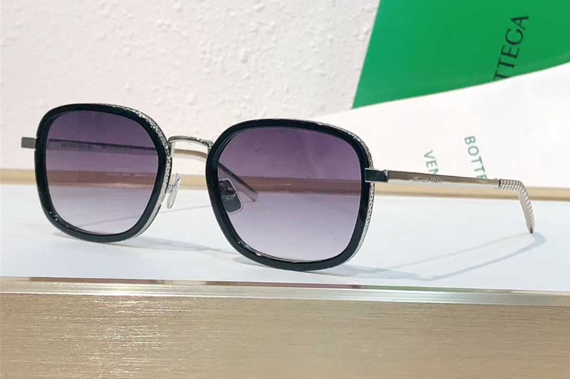BV1427OA Sunglasses Black Silver Gradient Gray