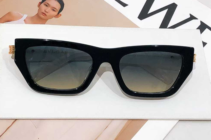 BV40047I Sunglasses Black White Gradient Blue