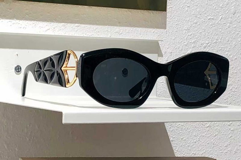 BV40049I Sunglasses Black Gray