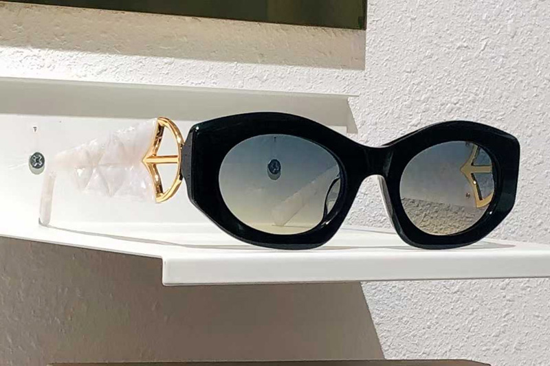 BV40049I Sunglasses Black White Gradient Blue