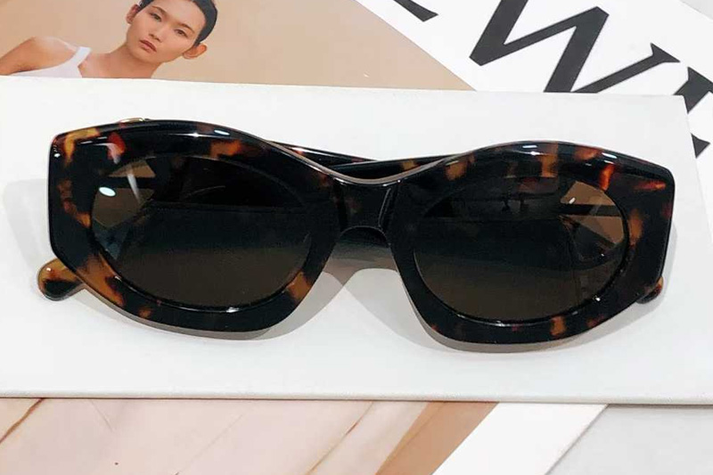 BV40049I Sunglasses Tortoise Brown