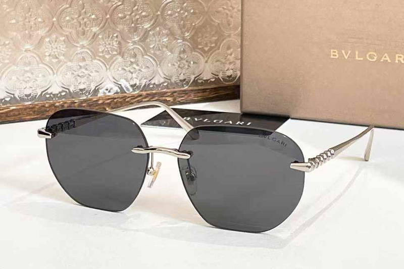 BV40089 Sunglasses Silver Gray