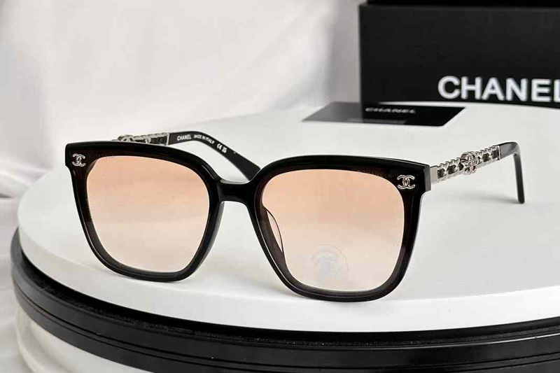 CH0537 Sunglasses Black Silver Gradient Brown