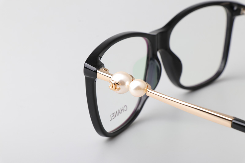 CH3330H Eyeglasses Black