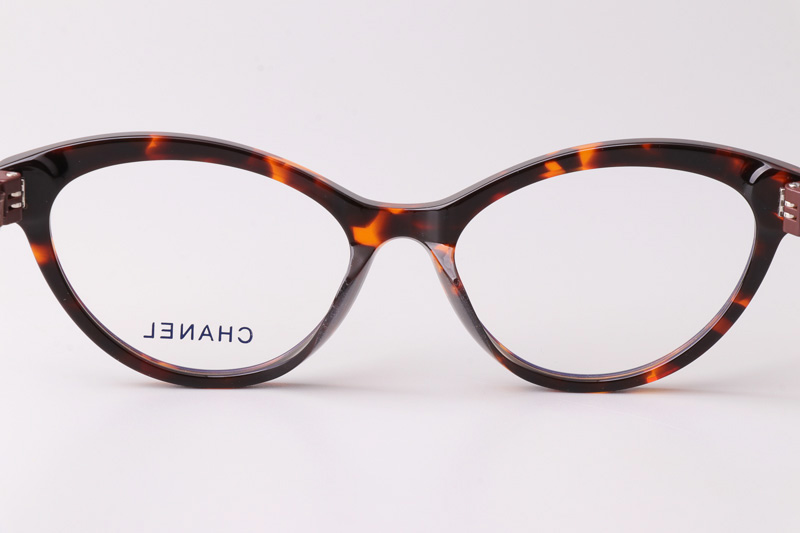 CH3428Q Eyeglasses Tortoise