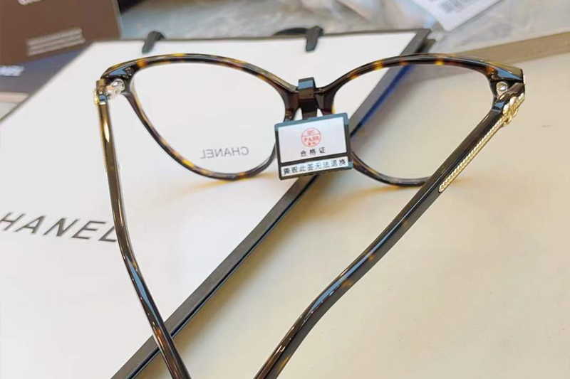 CH3457 Eyeglasses Tortoise