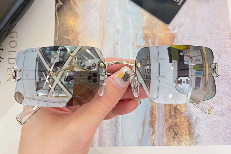 CH4050B Sunglasses Silver Mirror