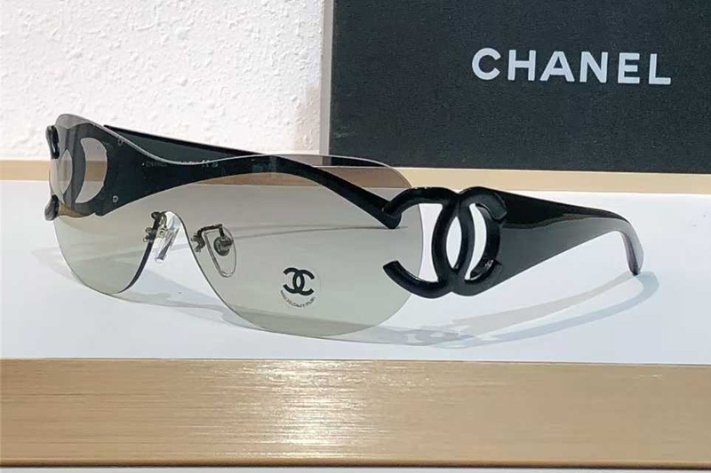 CH4125 Sunglasses Black Light Gray