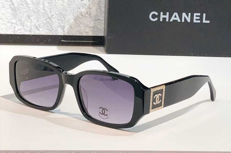CH4366 Sunglasses Black Gradient Blue