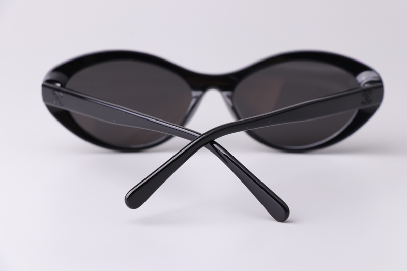 CH5416 Sunglasses Black Pink Gray