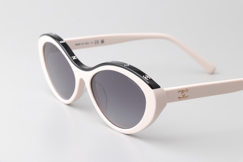 CH5416 Sunglasses White Black Gradient Gray