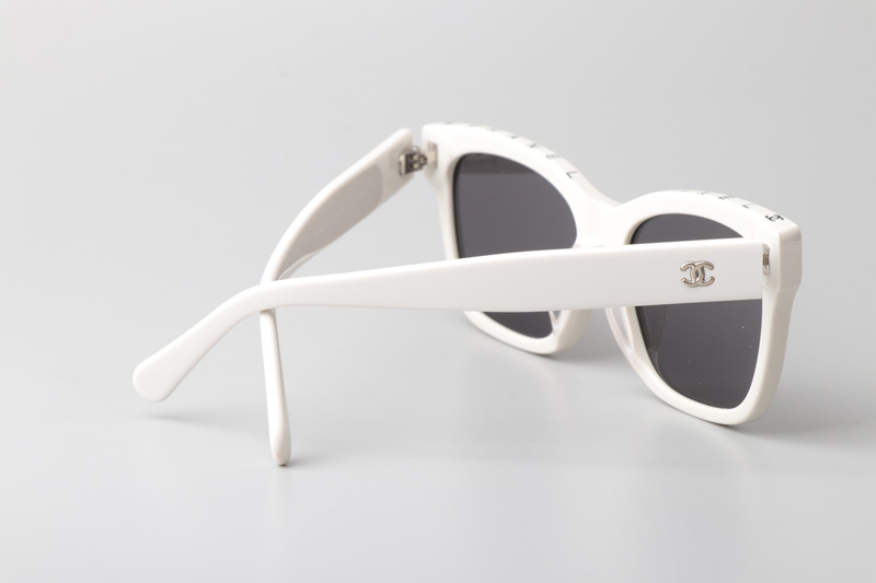 CH5417 Sunglasses White Gray