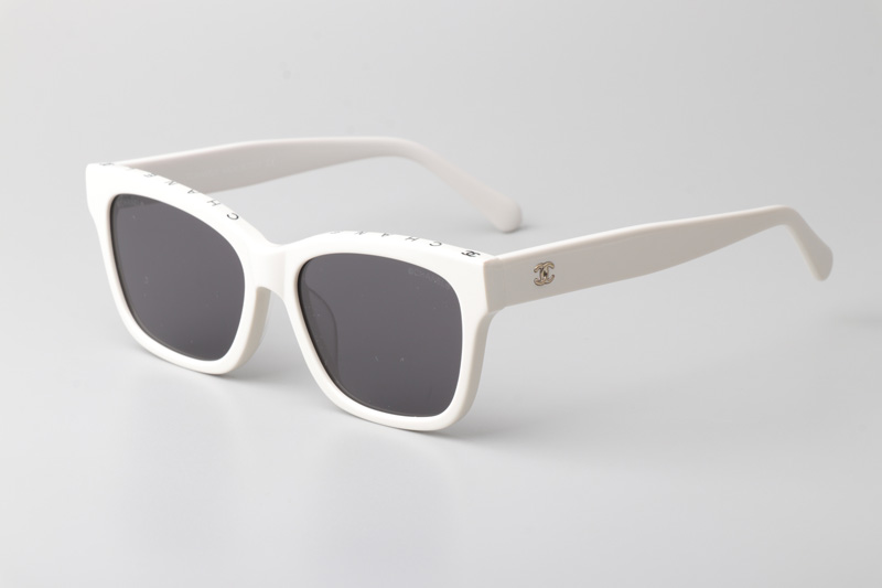 CH5417 Sunglasses White Gray