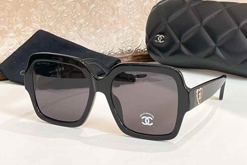 CH5479 Sunglasses Black Gray