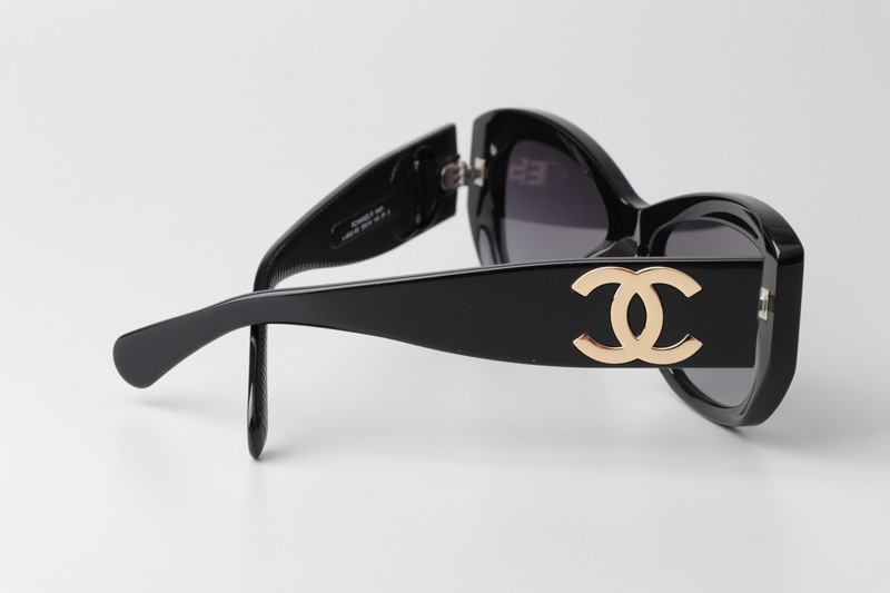CH5493 Sunglasses Black Gold Gradient Gray