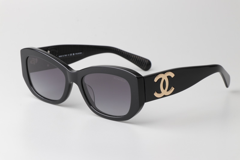 CH5493 Sunglasses Black Gold Gradient Gray