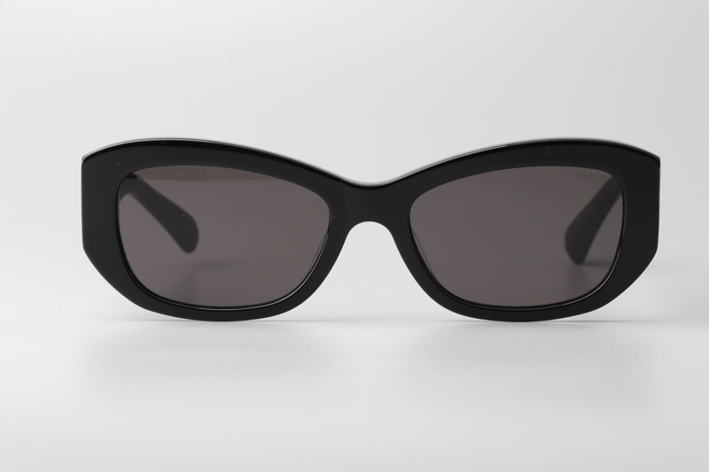 CH5493 Sunglasses Black Gold Gray