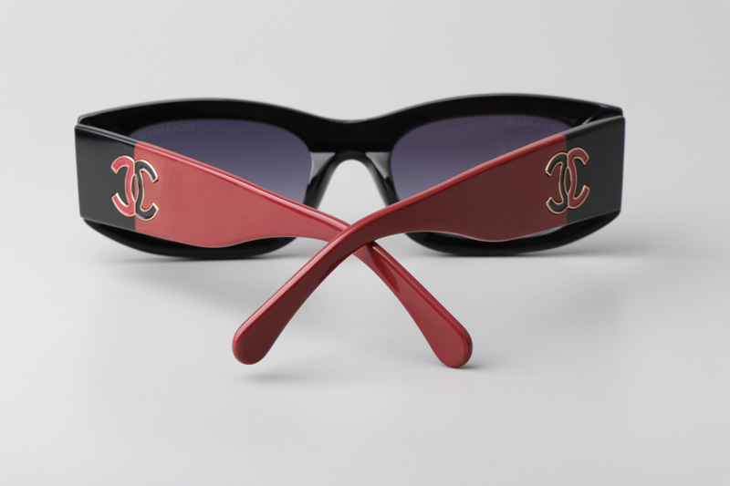 CH5525 Sunglasses Black Red Gray