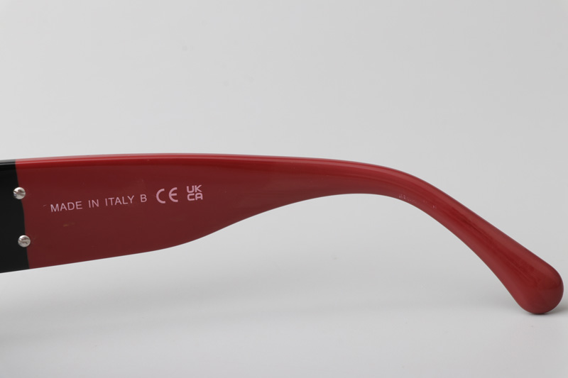 CH5525 Sunglasses Black Red Gray