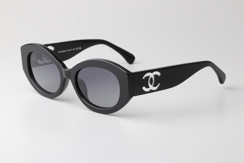 CH5528 Sunglasses Black Gradient Gray
