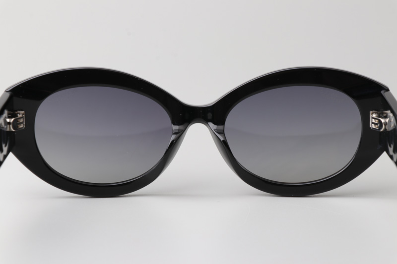 CH5528 Sunglasses Black Gradient Gray