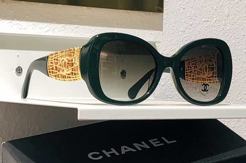 CH5531 Sunglasses Green Gradient Green