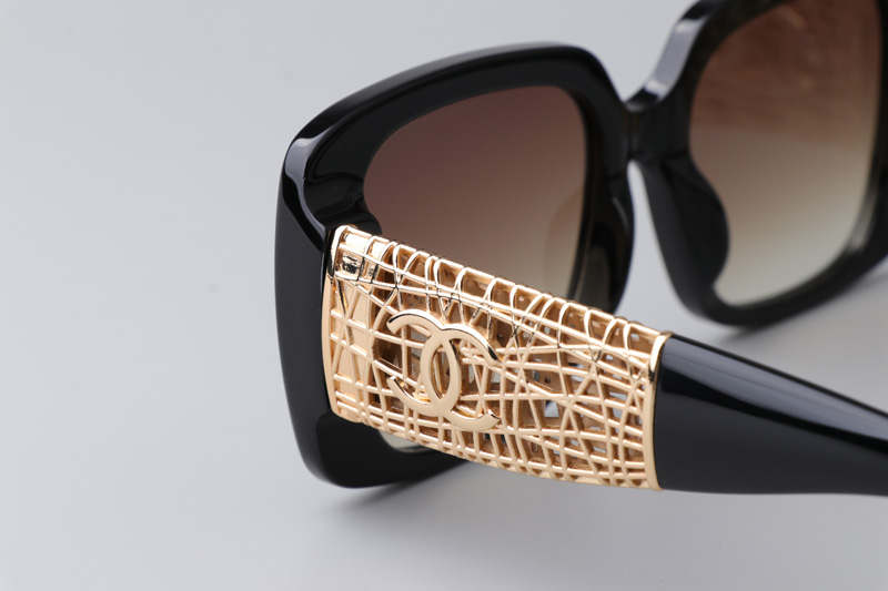 CH5532 Sunglasses Black Gold Gradient Brown