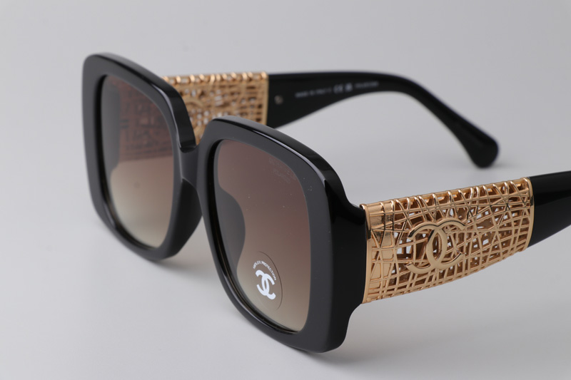 CH5532 Sunglasses Black Gold Gradient Brown