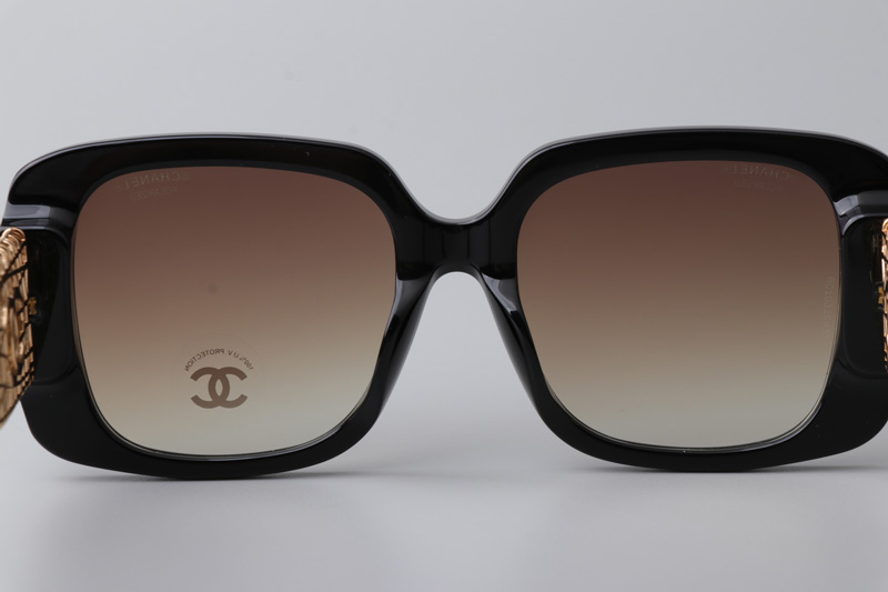 CH5532 Sunglasses Black Gold Gradient Brown