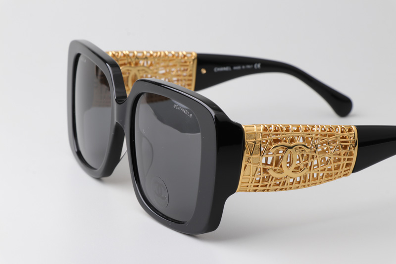 CH5532 Sunglasses Black Gold Gray