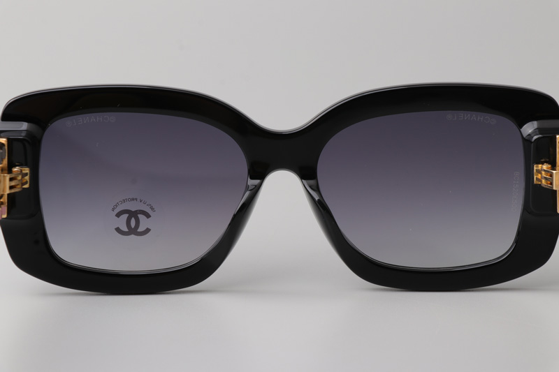 CH5535Q Sunglasses Black Gradient Gray