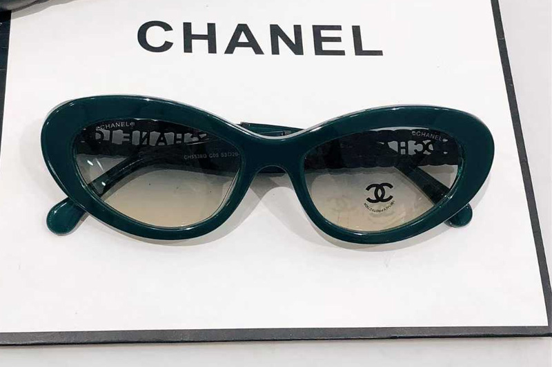 CH5538Q Sunglasses Green Gradient Gray