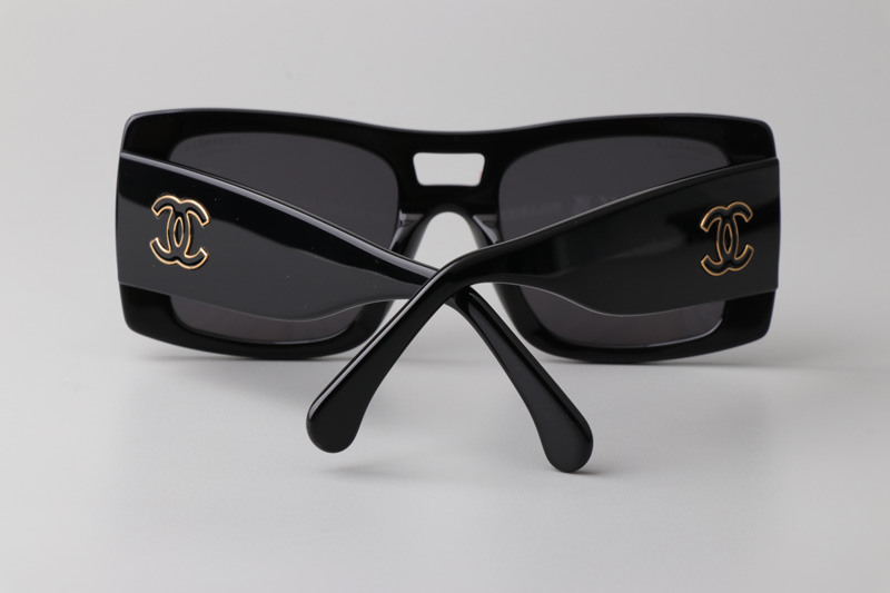 CH5539 Sunglasses Black Gray