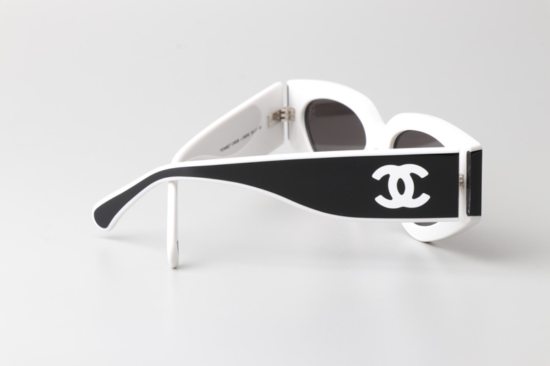 CH6056 Sunglasses Black White Gray