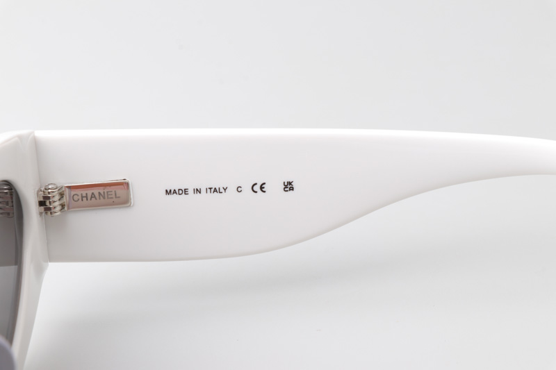 CH6056 Sunglasses Black White Gray