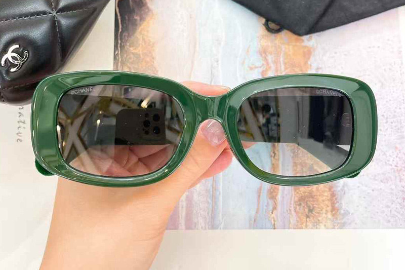 CH6067 Sunglasses Green Gradient Gray