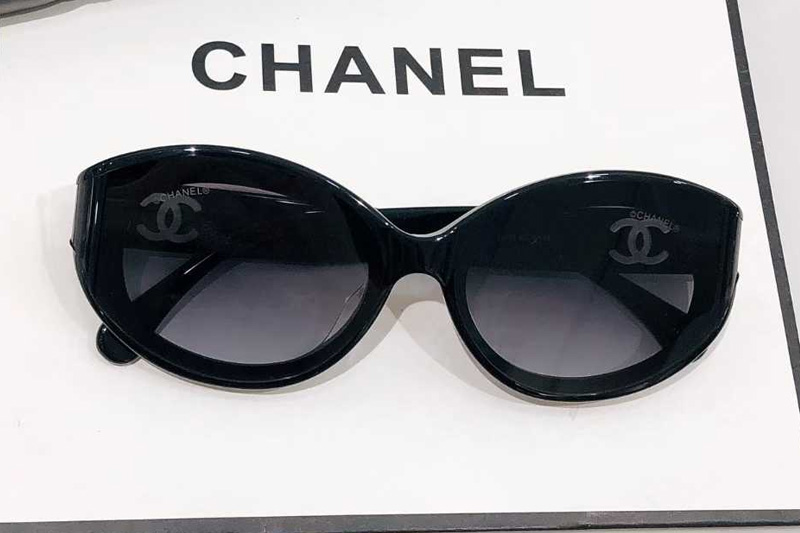CH6078S Sunglasses Black Gradient Gray