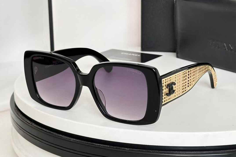 CH9127 Sunglasses Black Gold Gradient Gray