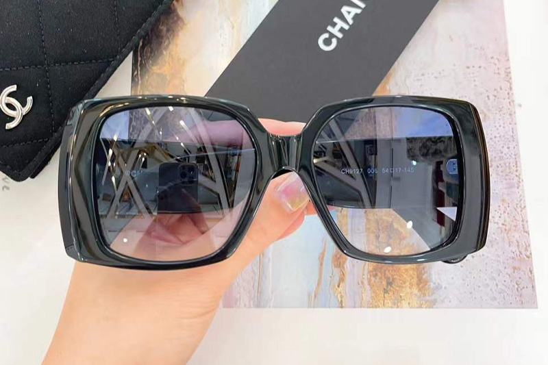 CH9127 Sunglasses Black Gradient Gray