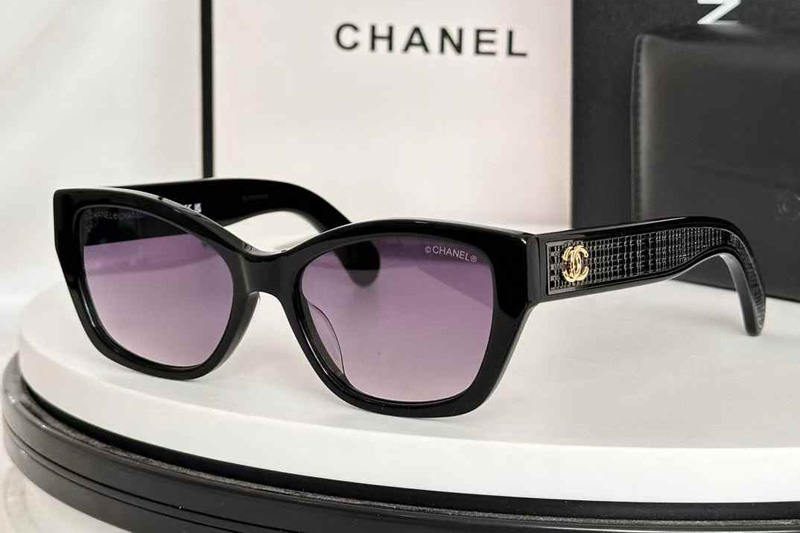 CH9131 Sunglasses Black Gradient Gray
